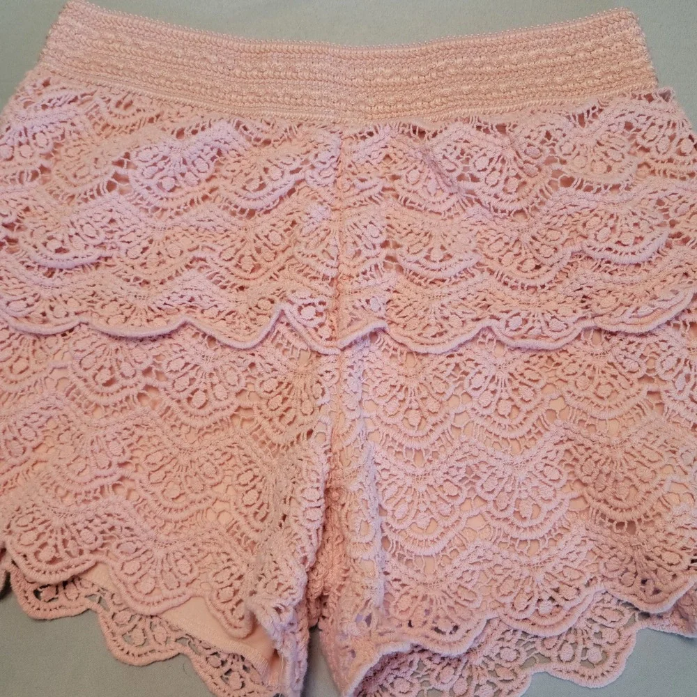 Justice Lace Tiered Shorts Girls 14/16 Pink Smocked Waist Scalloped Boho Summer